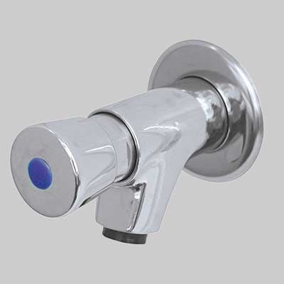 RUBINETTO A PARETE TEMPORIZZATO