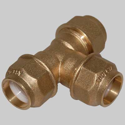 RACCORDO A TEE UGUALE ANELLO RESINA