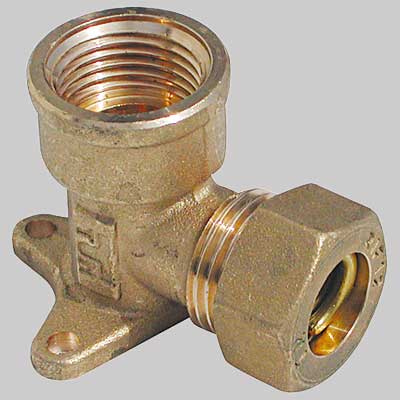 GOMITO CON FLANGIA 3 FORI O-RING TIEMME