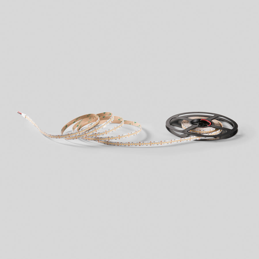 STRIP LED 2835 DC24V IN KAPTON 240 LED/M 24W/M 2640LM/M 4000K 1X500XCM